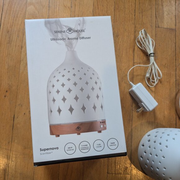 Serene House Supernova White 125 Ceramic Ultrasonic Aroma Diffuser w/ Wood Base - Picture 13 of 13